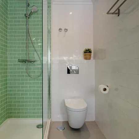 度假居 Comfortable Town House In Quiet Area By Lovelystay Lisboa
