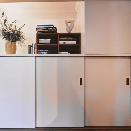 בית נופש Comfortable Town House In Quiet Area By Lovelystay ליסבון