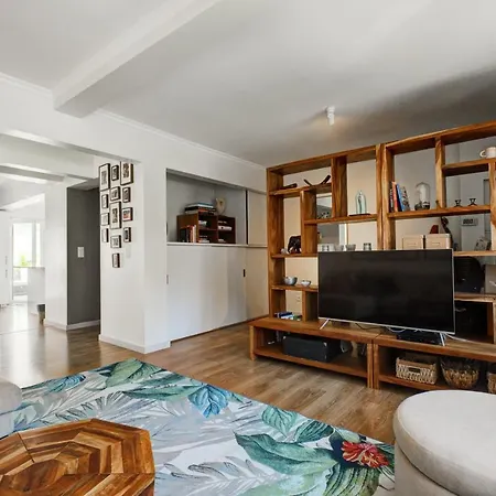 Feriehus Comfortable Town House In Quiet Area By Lovelystay Lisboa