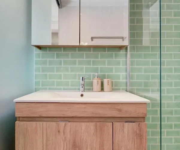 Comfortable Town House In Quiet Area By Lovelystay Дом отдыха Лиссабон